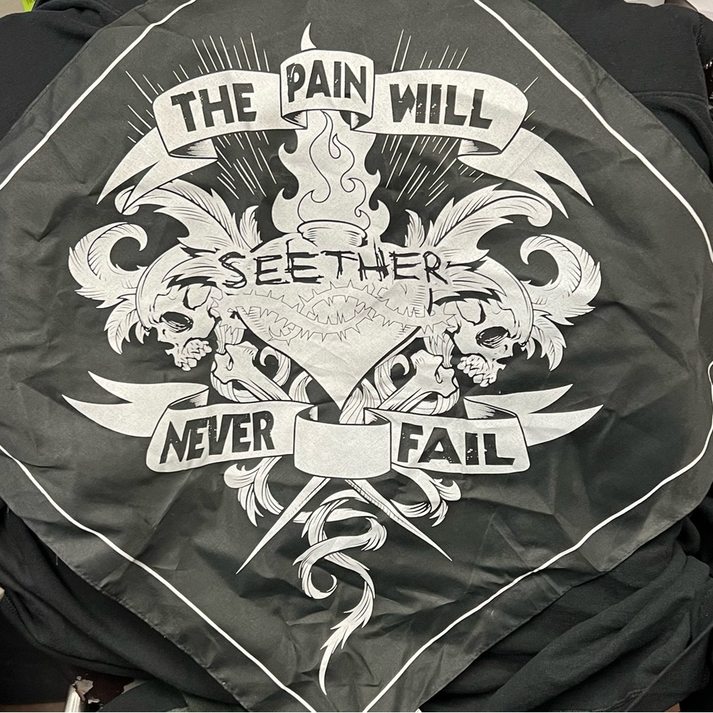 Seether Draw String Bag And Bandana - image 4